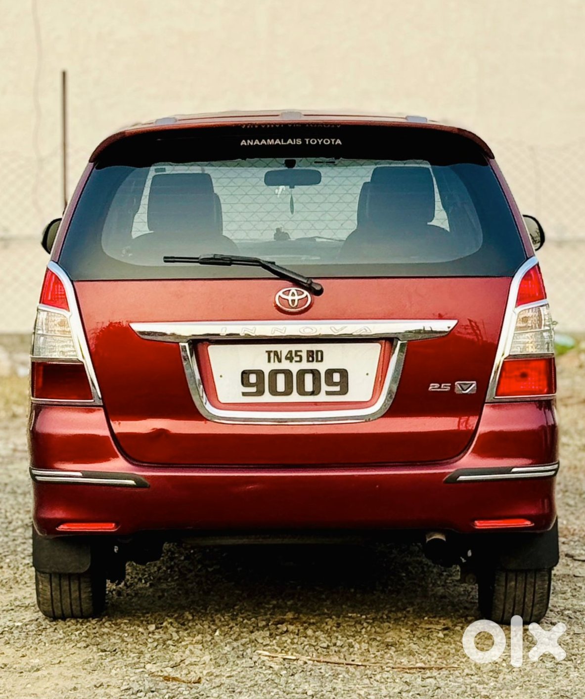 Toyota Innova 2013 Family Car