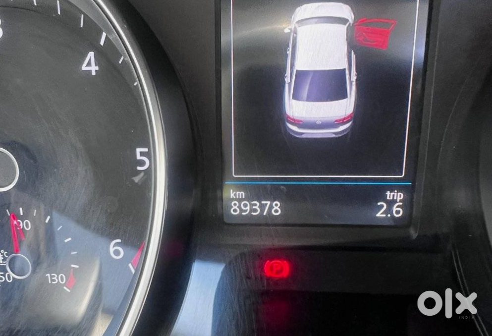 Volkswagen Passat | Manual | Neat