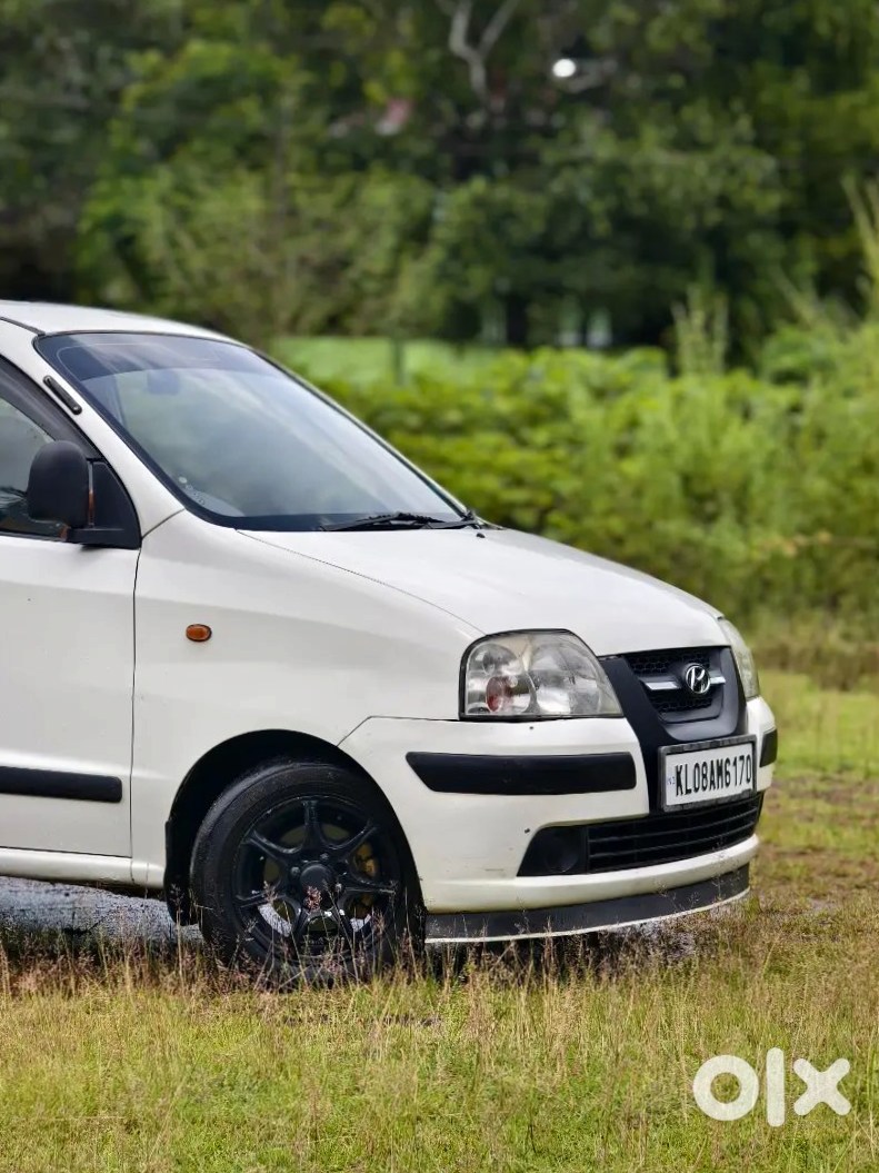 Santro Xing 2014 - Budget Car