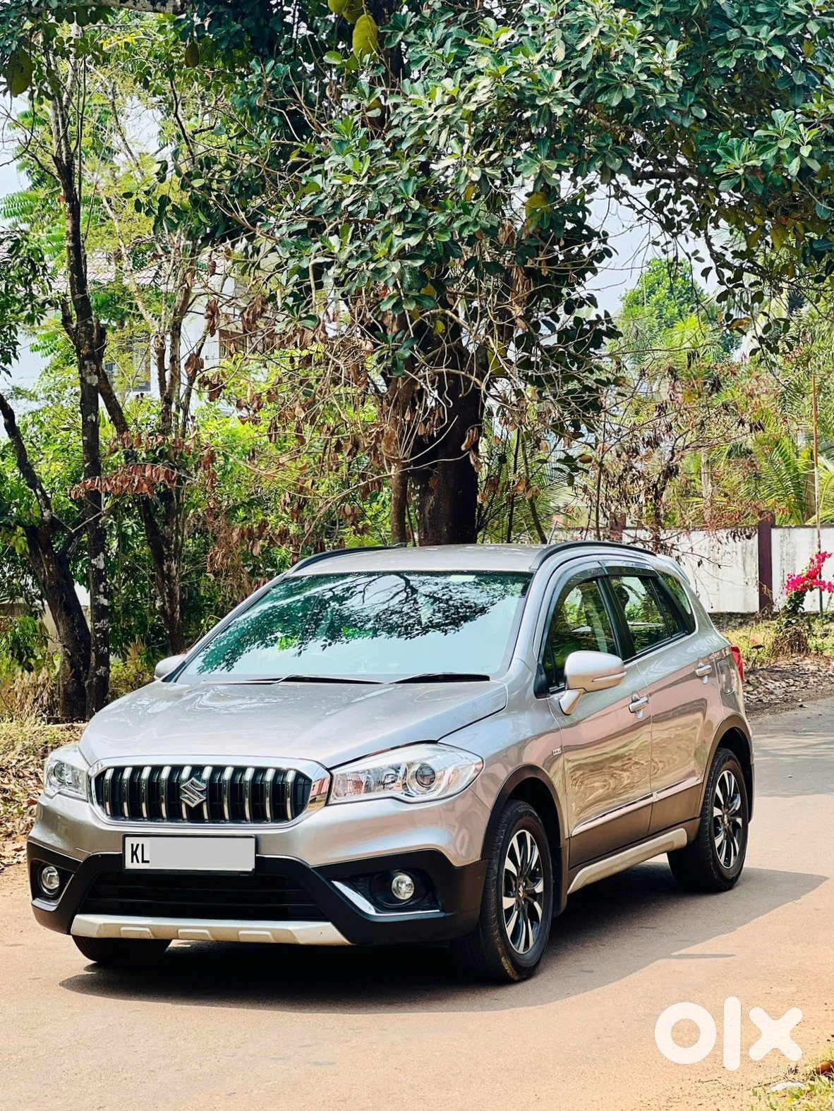 Maruti S-cross Need To Sell