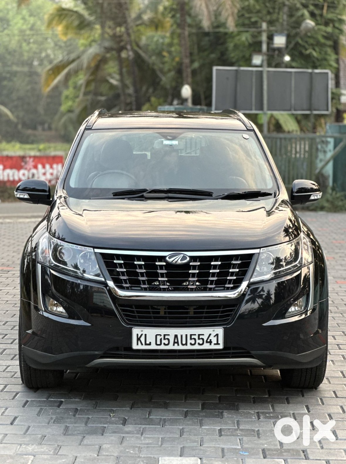 Mahindra Xuv500 2017 - Need Quick Sale