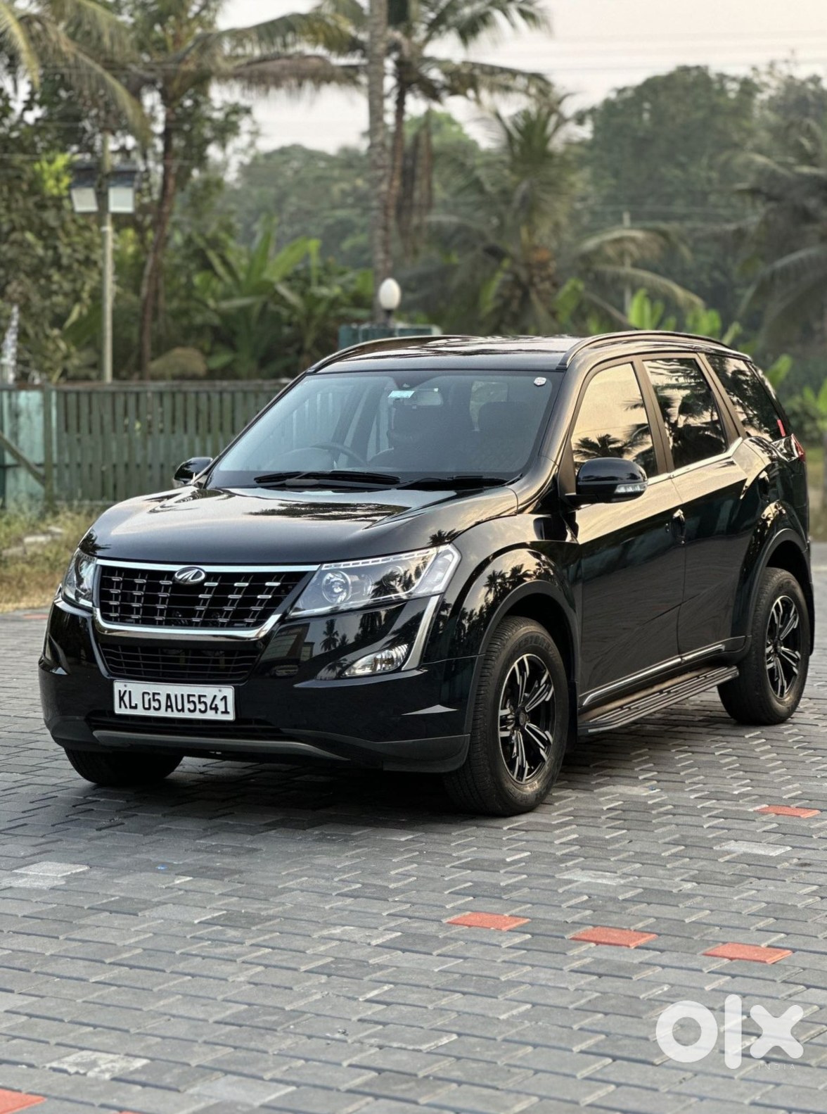 Mahindra Xuv500 2017 - Need Quick Sale