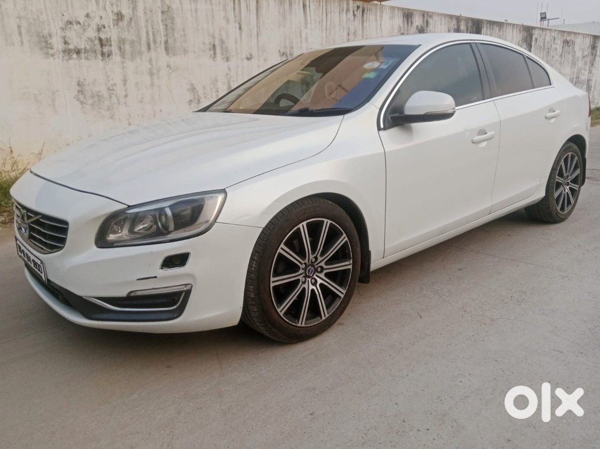 2014 Volvo S60 - Premium Sedan