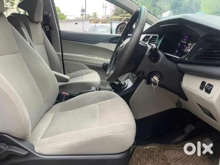 Urgent: Mahindra Marazzo Need To Sell Asap