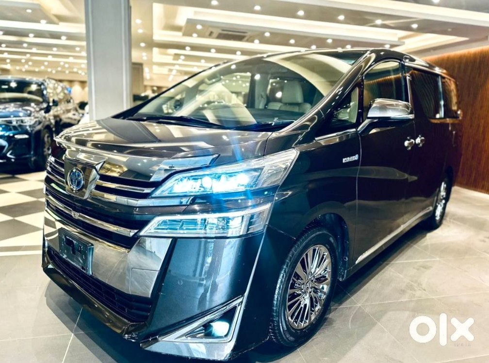 2022 Toyota Vellfire - Premium Mpv