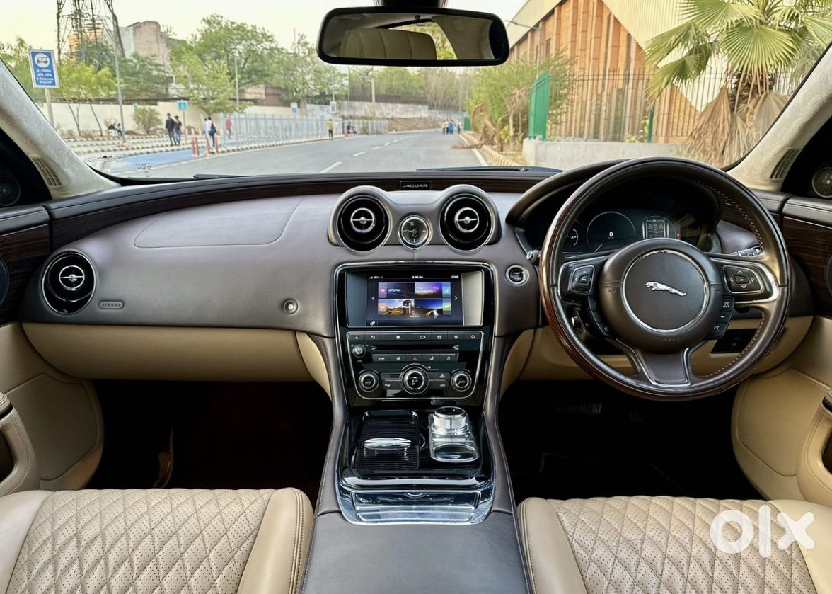 Jaguar Xj 2012 Petrol