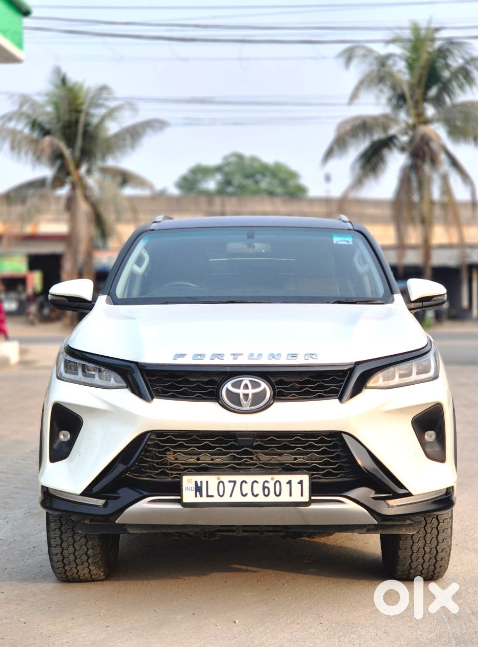 2022 Toyota Fortuner Legender - Premium