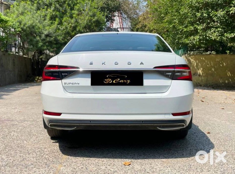 Skoda Superb 2020 Petrol Manual
