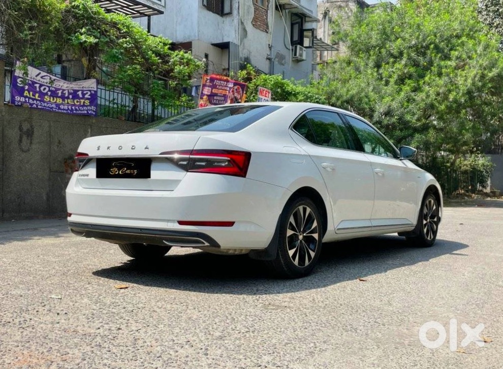 Skoda Superb 2020 Petrol Manual