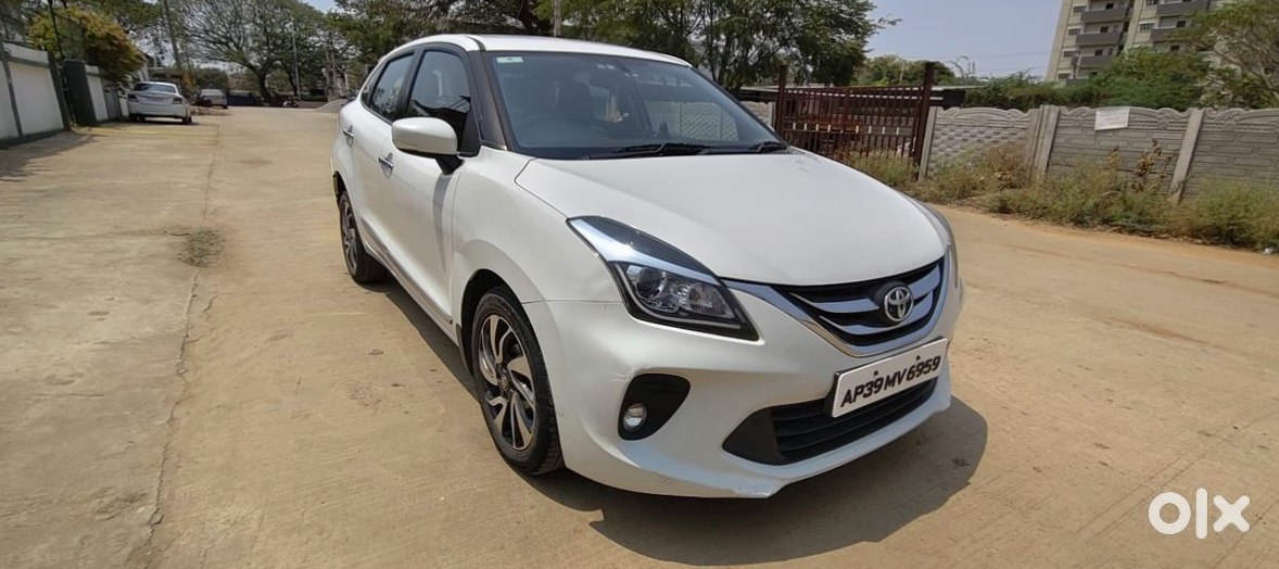 2024 Toyota Glanza - Petrol Manual