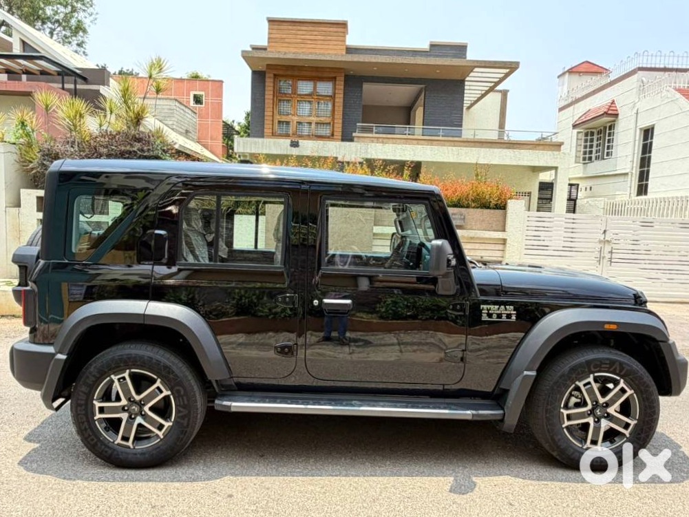 2025 Mahindra Thar Roxx | 13781km