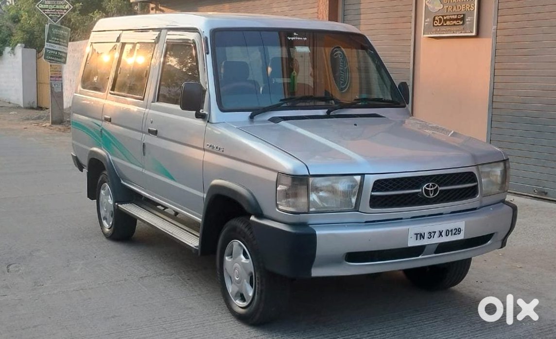 Urgent Sale - 2006 Toyota Qualis