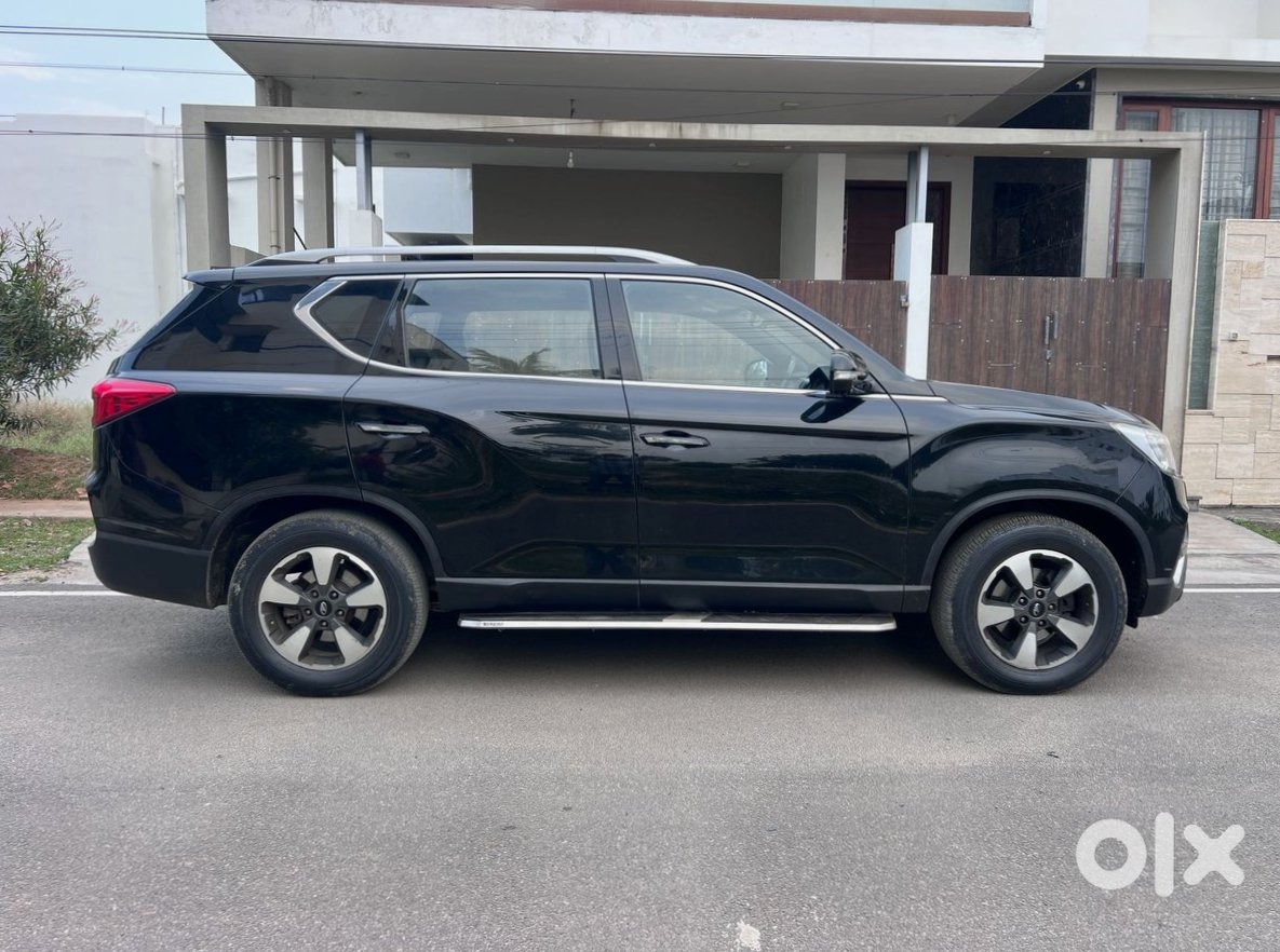 2019 Mahindra Alturas G4 - Premium Suv