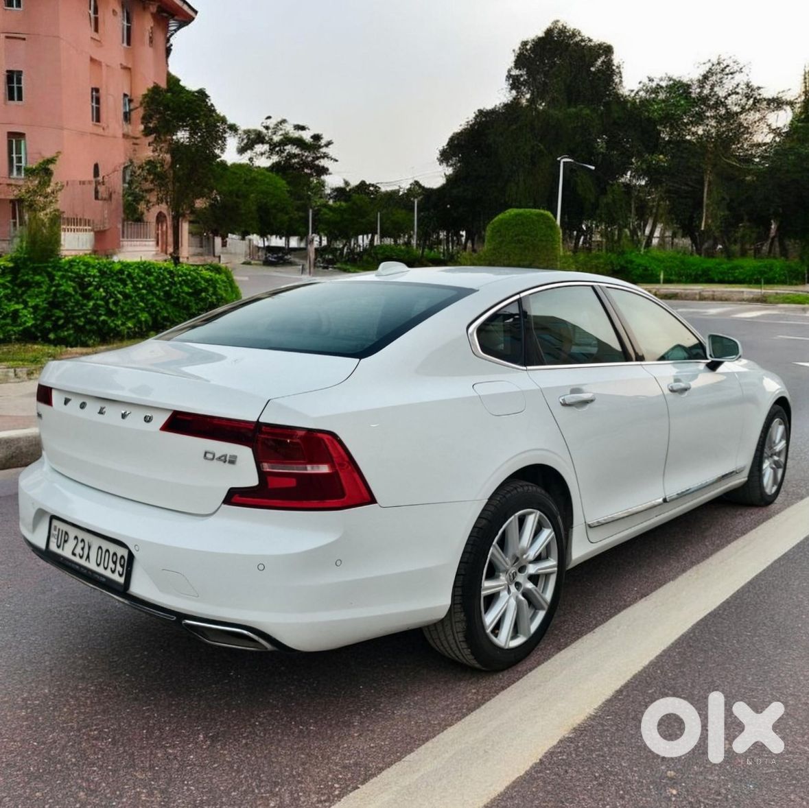 Volvo S90 2024 Premium Sedan