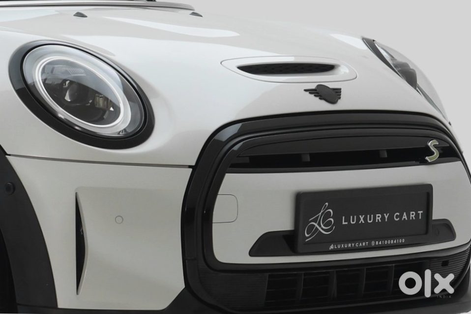 2025 Mini Cooper Se - Brand New Condition