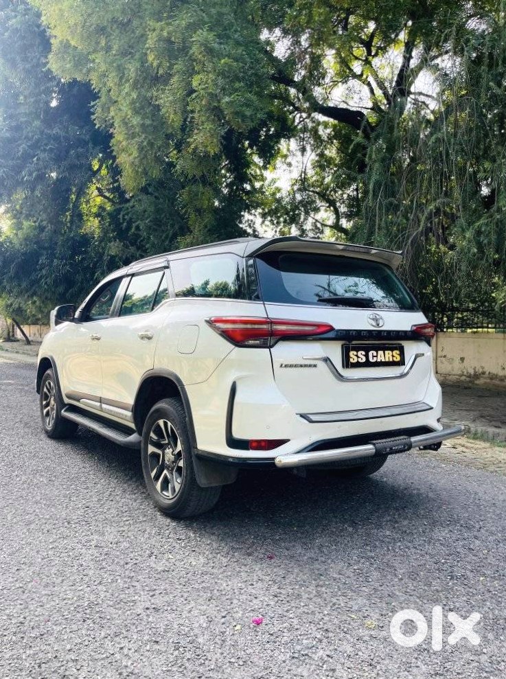 2017 Toyota Fortuner Legender