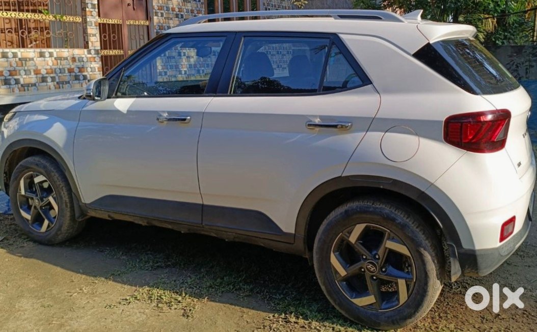 Hyundai Venue Diesel Automatic 2017