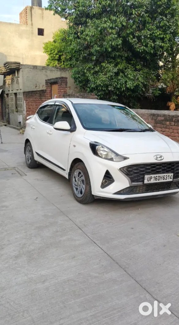 Aura 2011 Petrol Automatic Single Owner