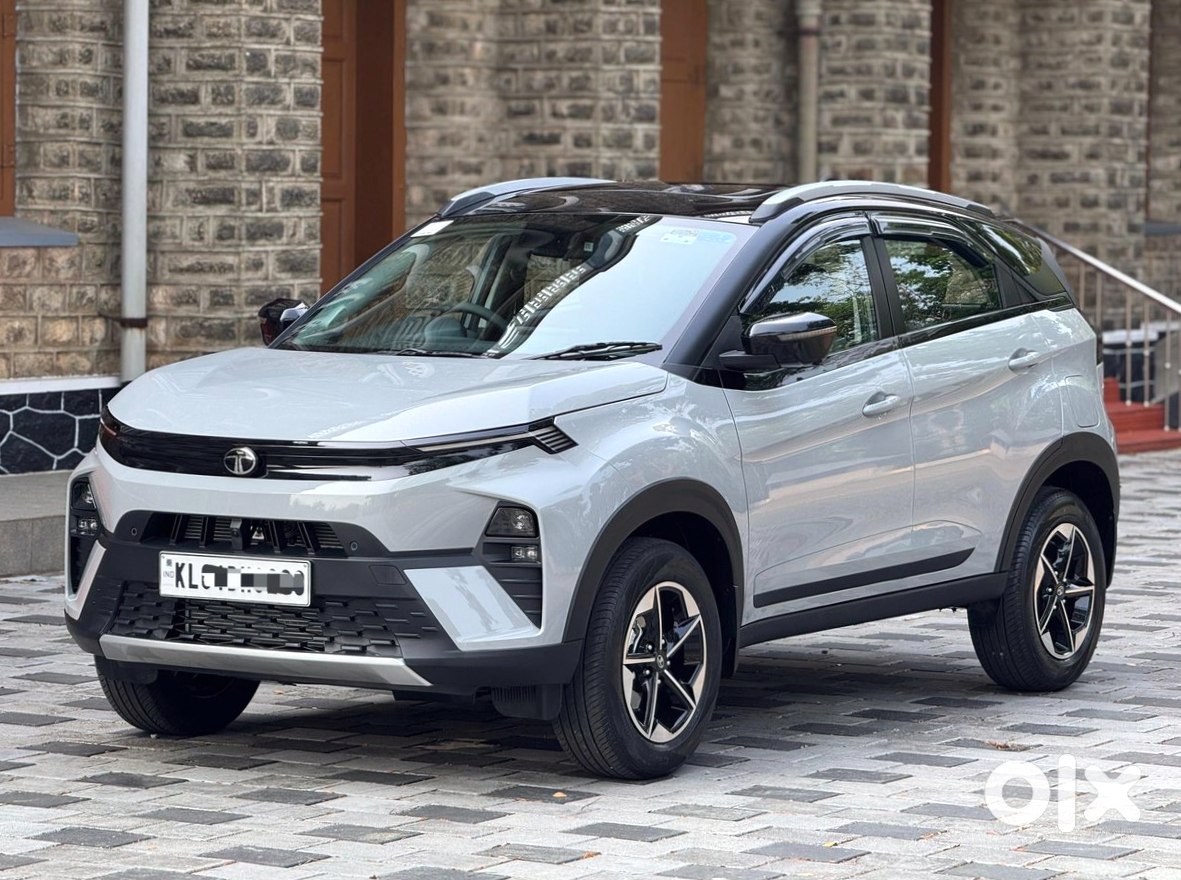 Tata Nexon Petrol Automatic 2018