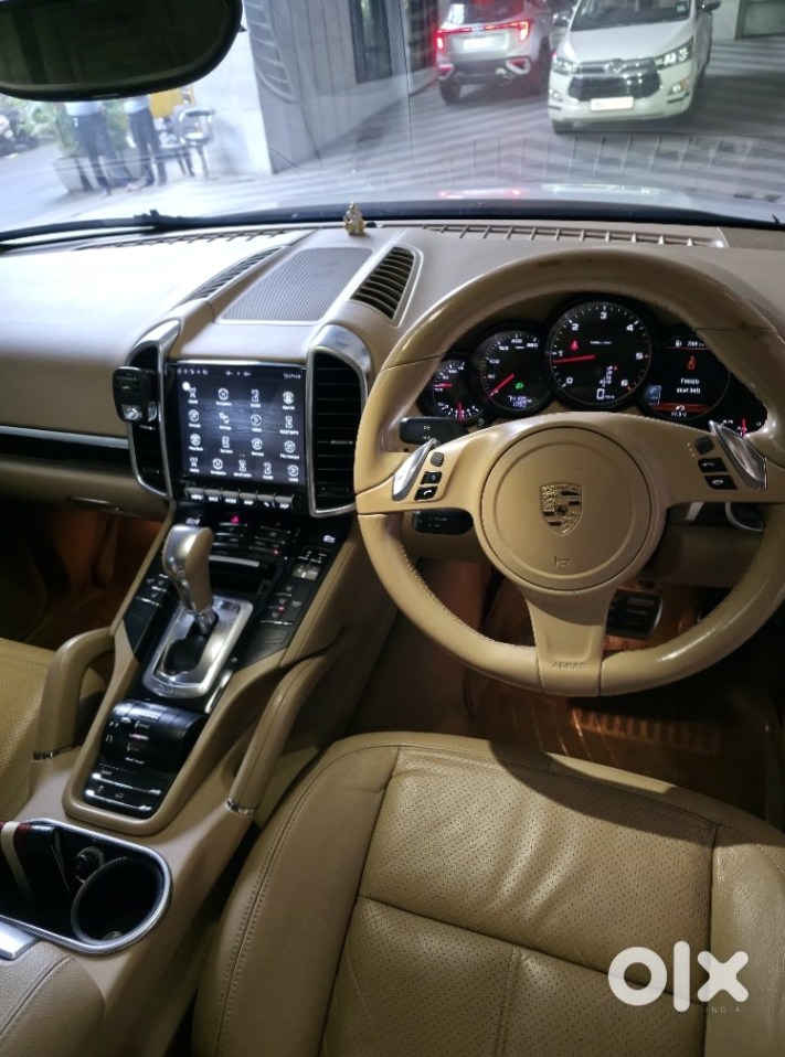 Porsche Cayenne 2018 - Luxury Suv