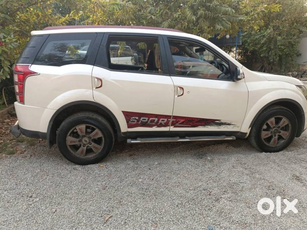 2018 Mahindra Xuv500 - Petrol Manual
