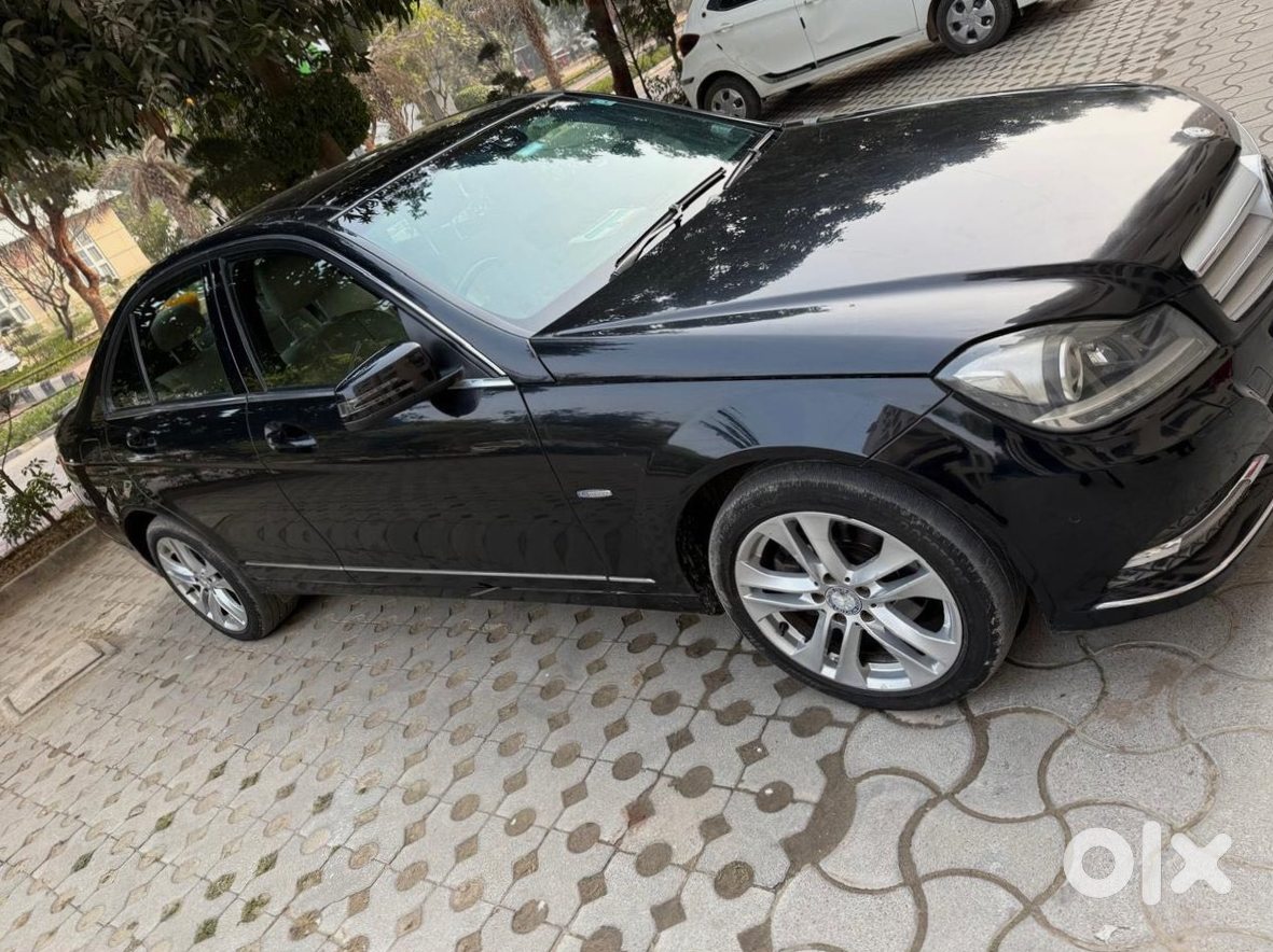 2019 Mercedes-benz C-class | 95k Km | Diesel Manual
