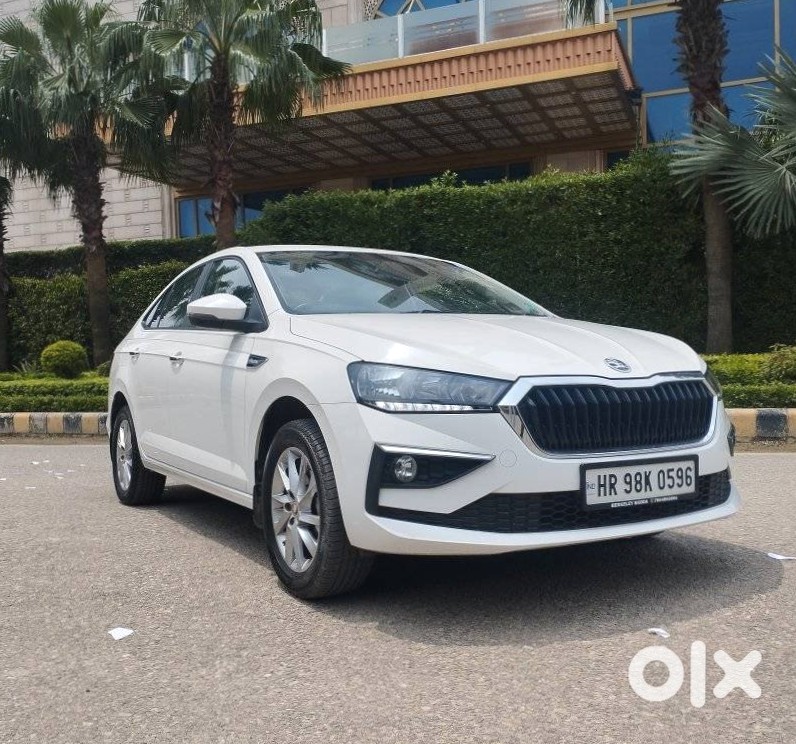 Skoda Slavia 2023 Petrol