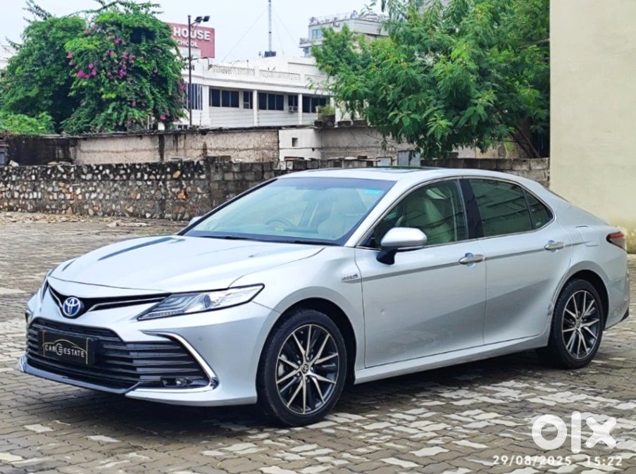 Toyota Camry 2012 Manual Cng