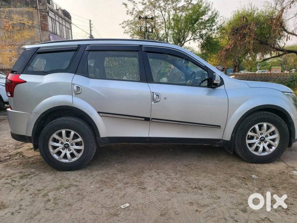 2017 Mahindra Xuv500