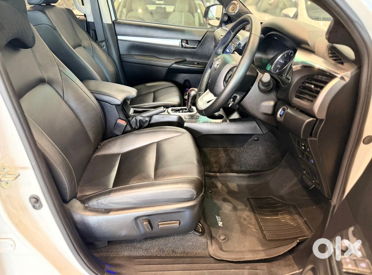 Toyota Hilux 2023 Electric Manual