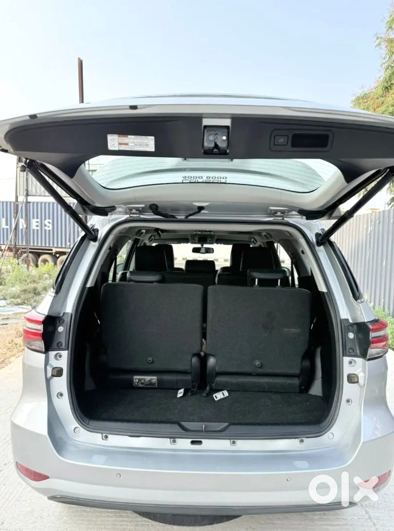 Toyota Fortuner 2012