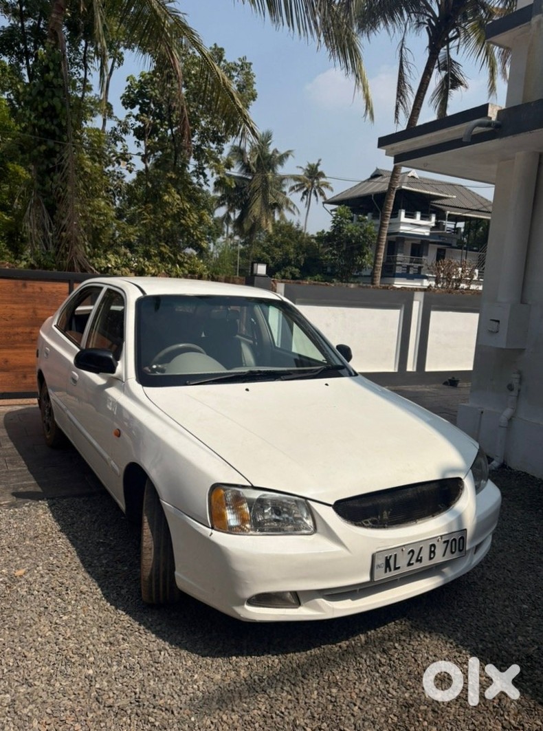 Old Hyundai Accent 2013 | Budget Car