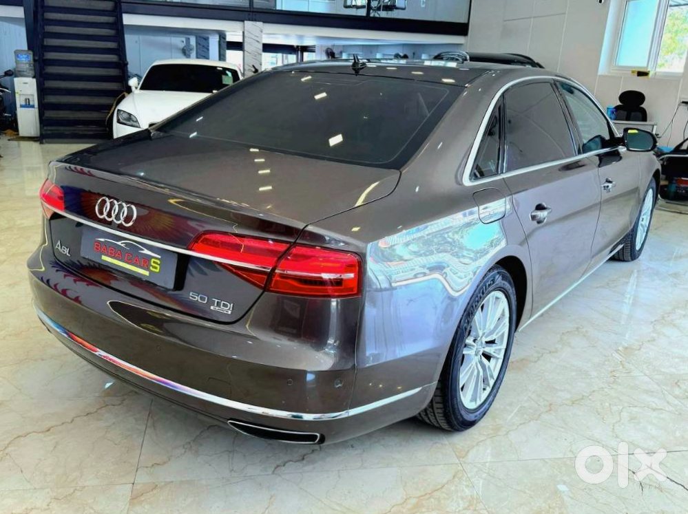 Audi A8 L - Premium Sedan
