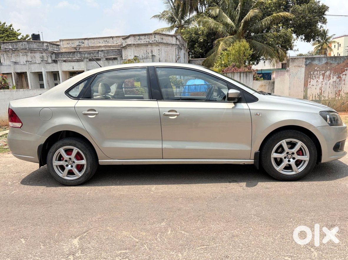 Vw Vento Petrol 2014