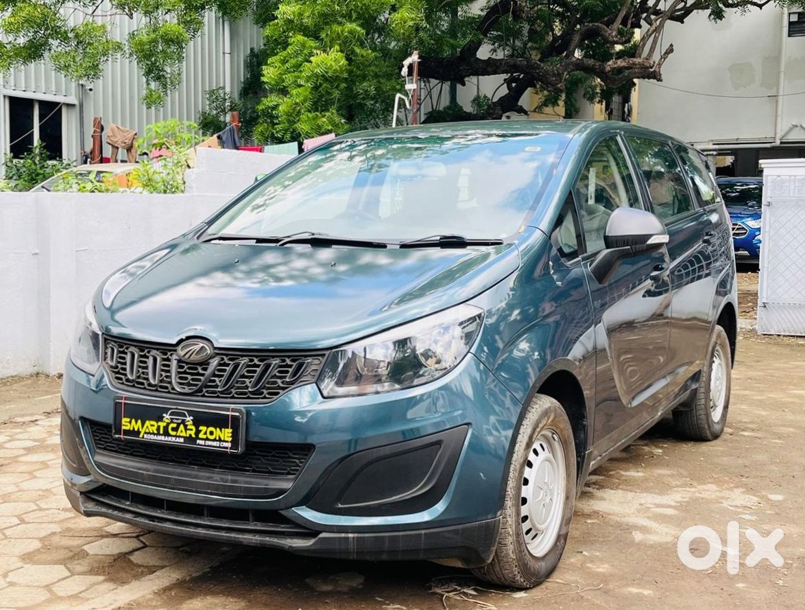 Mahindra Marazzo 2021 | Family Suv