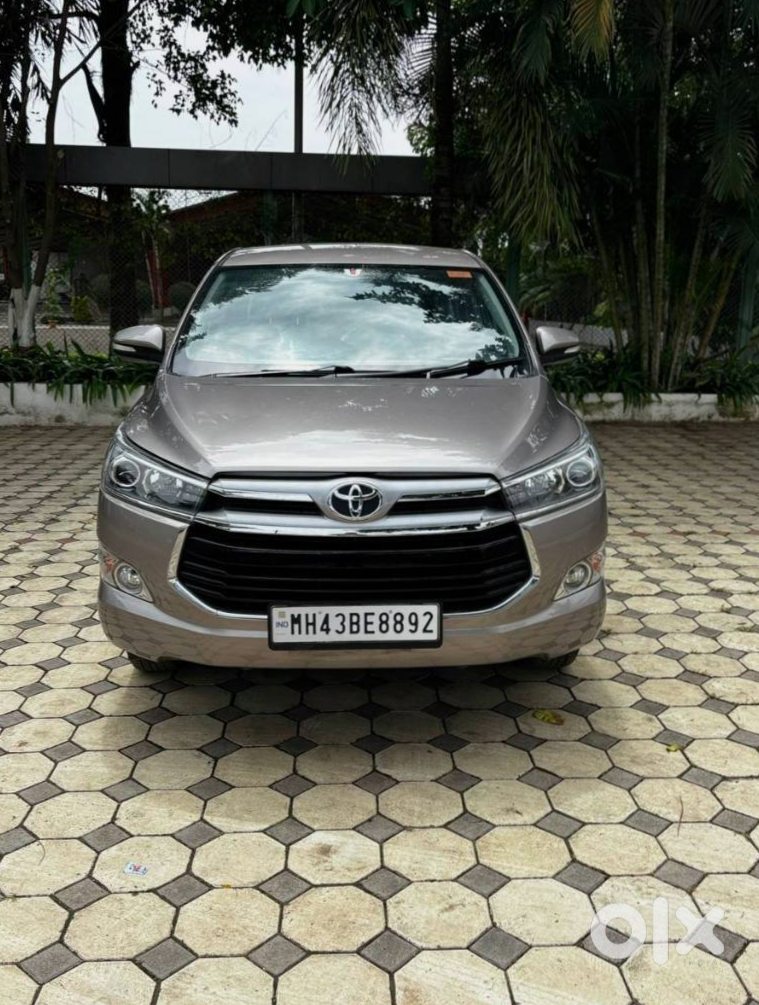 2018 Toyota Innova Crysta Petrol Manual