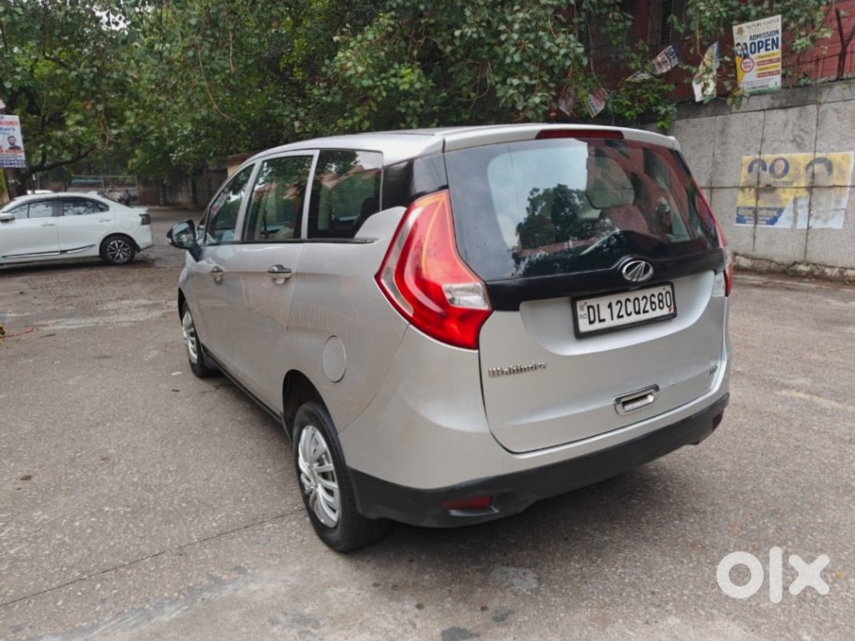 Mahindra Marazzo 2018