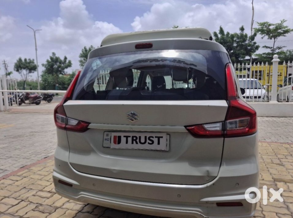 Maruti Ertiga 2016 - 7-seater Family Van