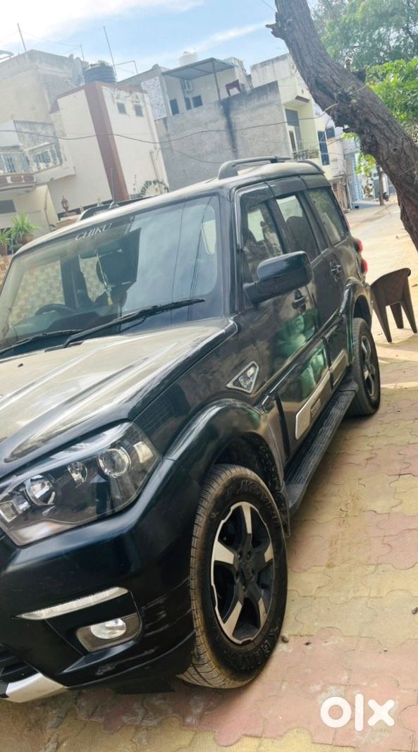 2012 Mahindra Scorpio Classic | Automatic Petrol