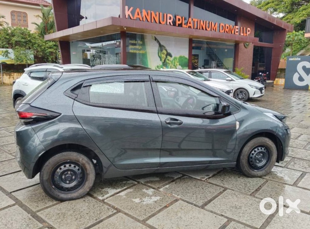 2025 Tata Altroz | Fresh Registration