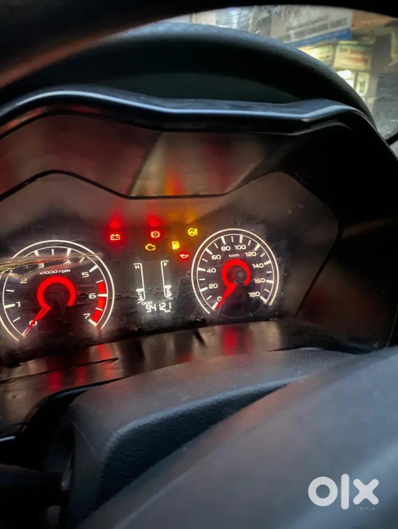 Mahindra Kuv100 Nxt Electric 2016