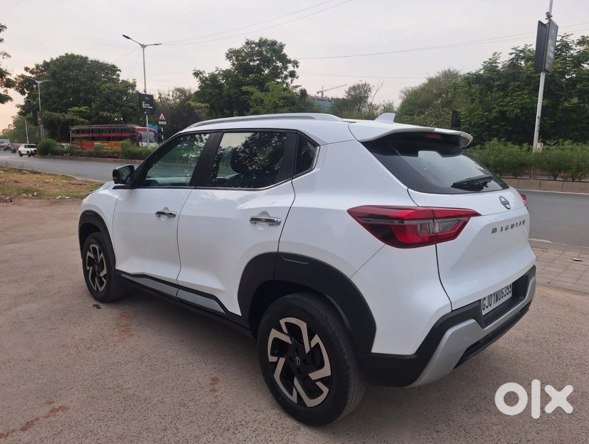 2025 Nissan Magnite Petrol | Just 8927 Kms