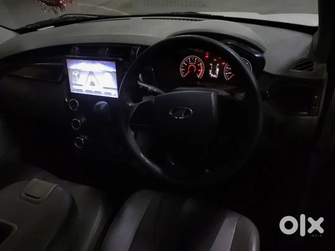 Kuv100 Mahindra 2016 - Petrol