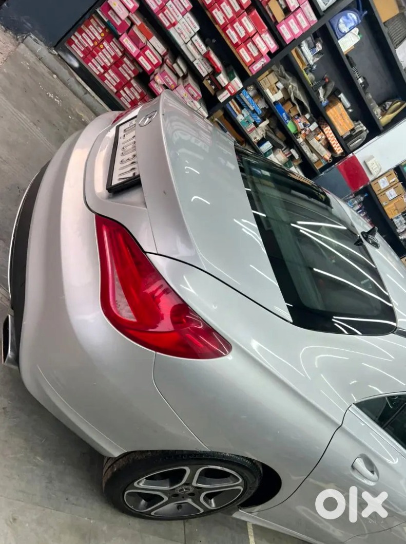 Mercedes Benz Cla | 2012 | Petrol | Manual Transmission