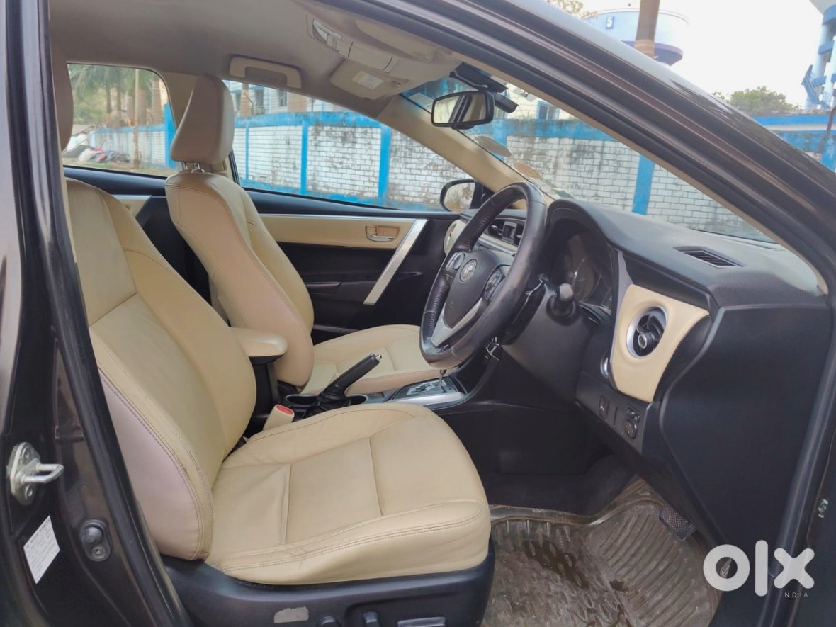 2019 Toyota Corolla Altis - Company Service Record