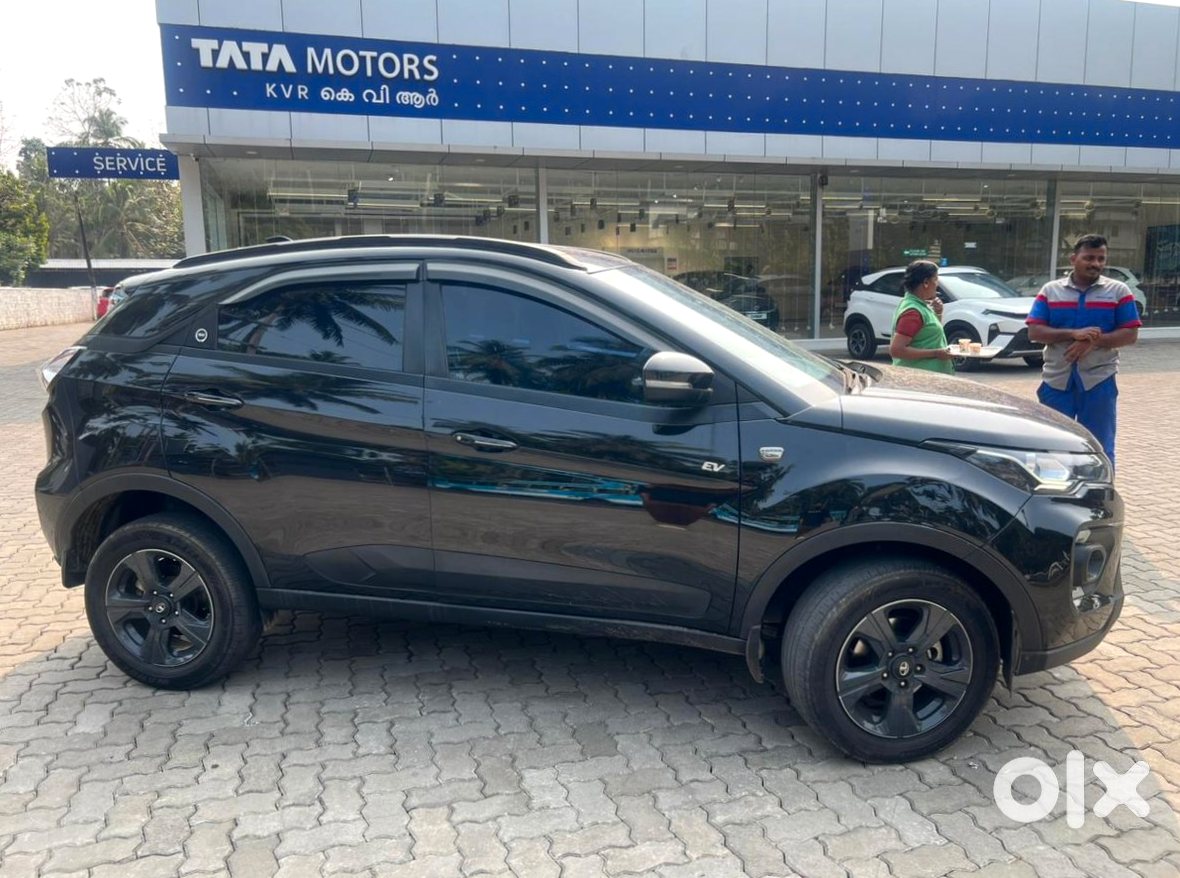 Tata Nexon Ev Max Cng 2023