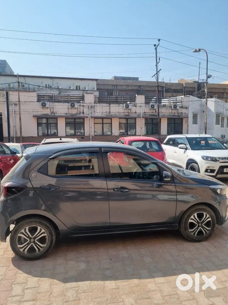 2021 Tata Tiago Petrol - Best Deal