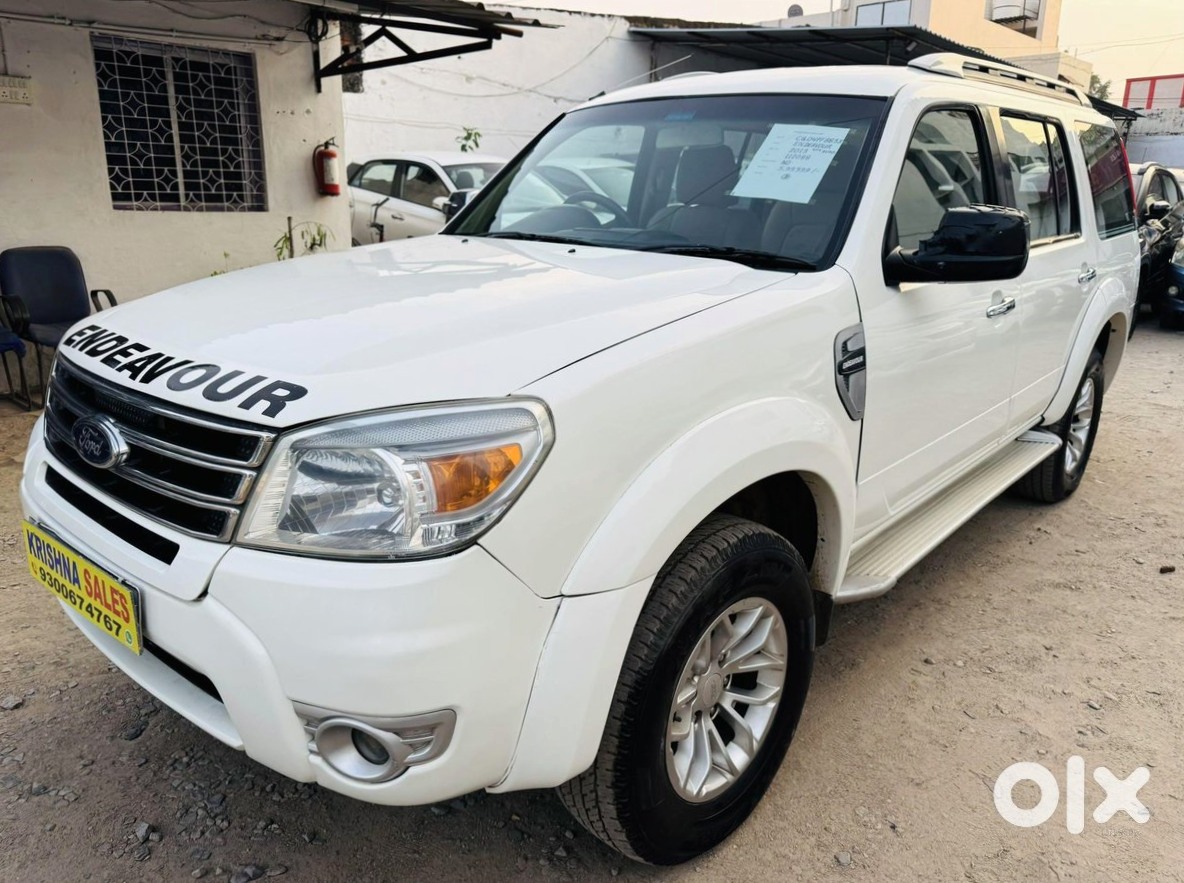 2013 Ford Endeavour Petrol Manual