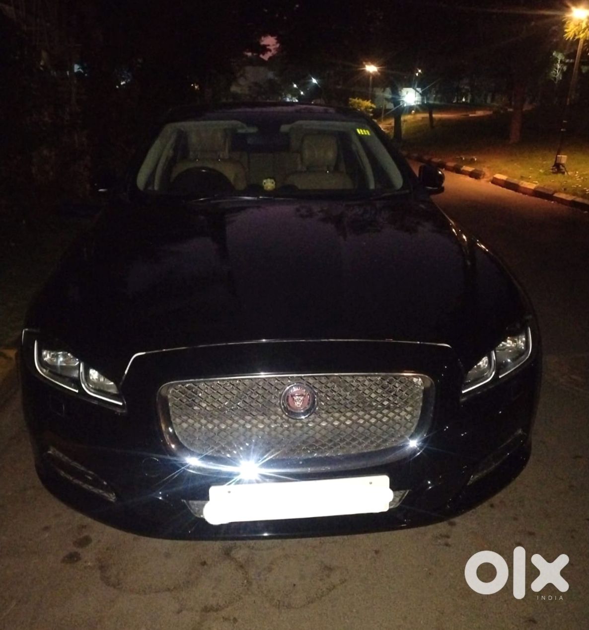 Jaguar Xj Luxury Sedan