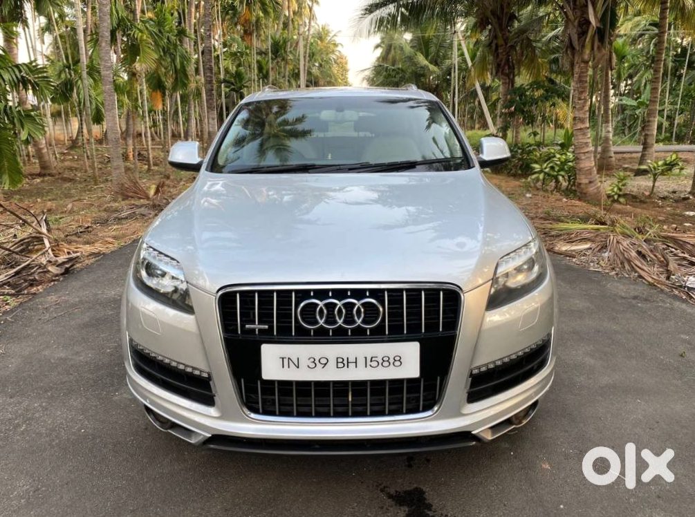 2021 Audi Q7 - Luxury Suv - Accidant Free